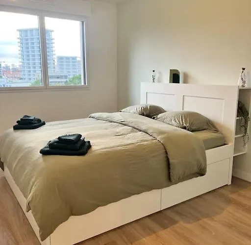 Superbe Appartement Neuf Dans Residence Familiale Aux Portes De Paris Avec Parking